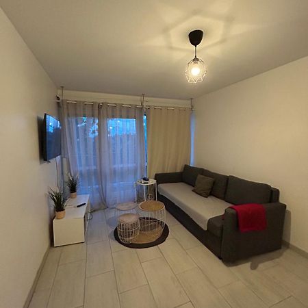 Appartement Ping-Pong Proche Gare Gagny Ngoại thất bức ảnh